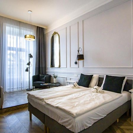 Wilson'S Oktogon Square Suite Apartment Budapest Exterior foto