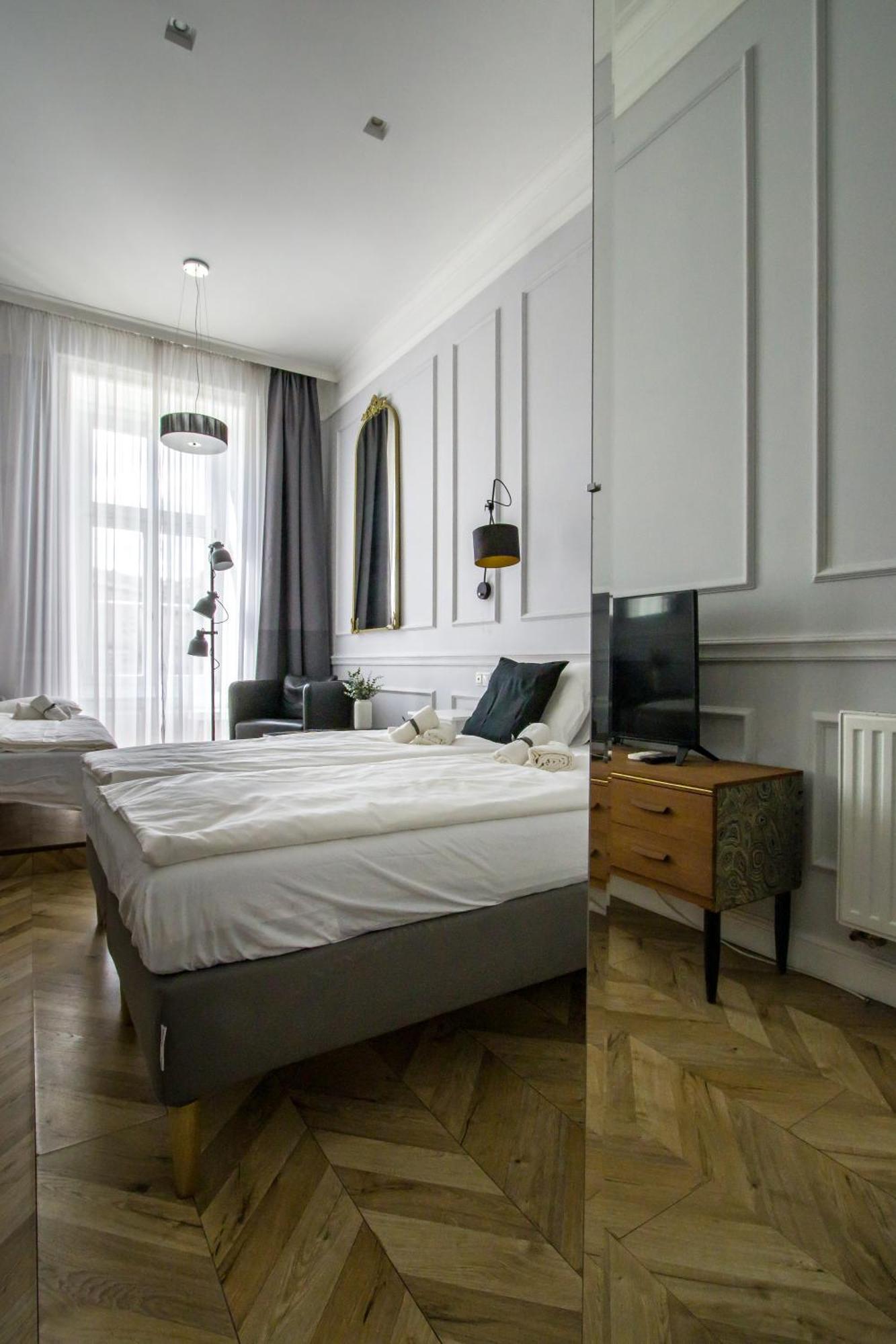 Wilson'S Oktogon Square Suite Apartment Budapest Exterior foto
