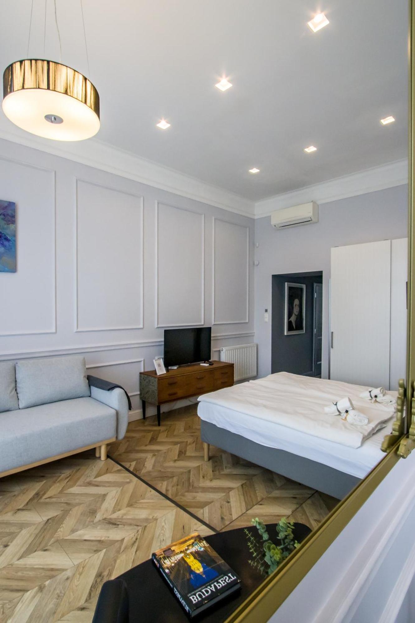 Wilson'S Oktogon Square Suite Apartment Budapest Exterior foto